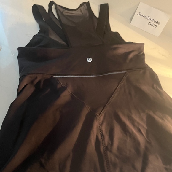 Woman’s Lulumon yoga Tank, Black Sheer Lulumon Tank Layered Like new w tag - Picture 4 of 12
